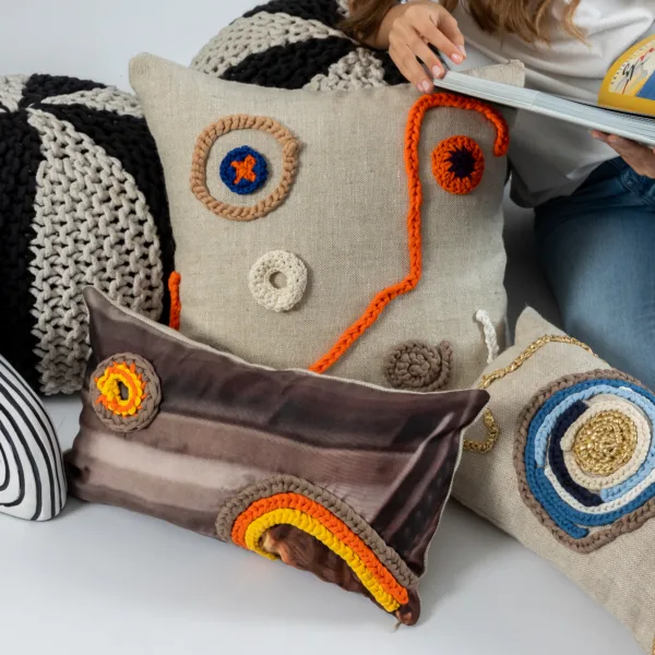 RECTANGULAR CUSHION